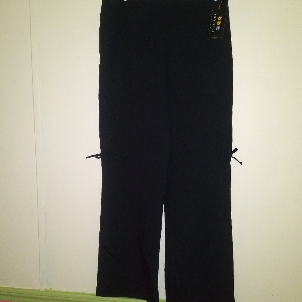 Amy Byer women's pant